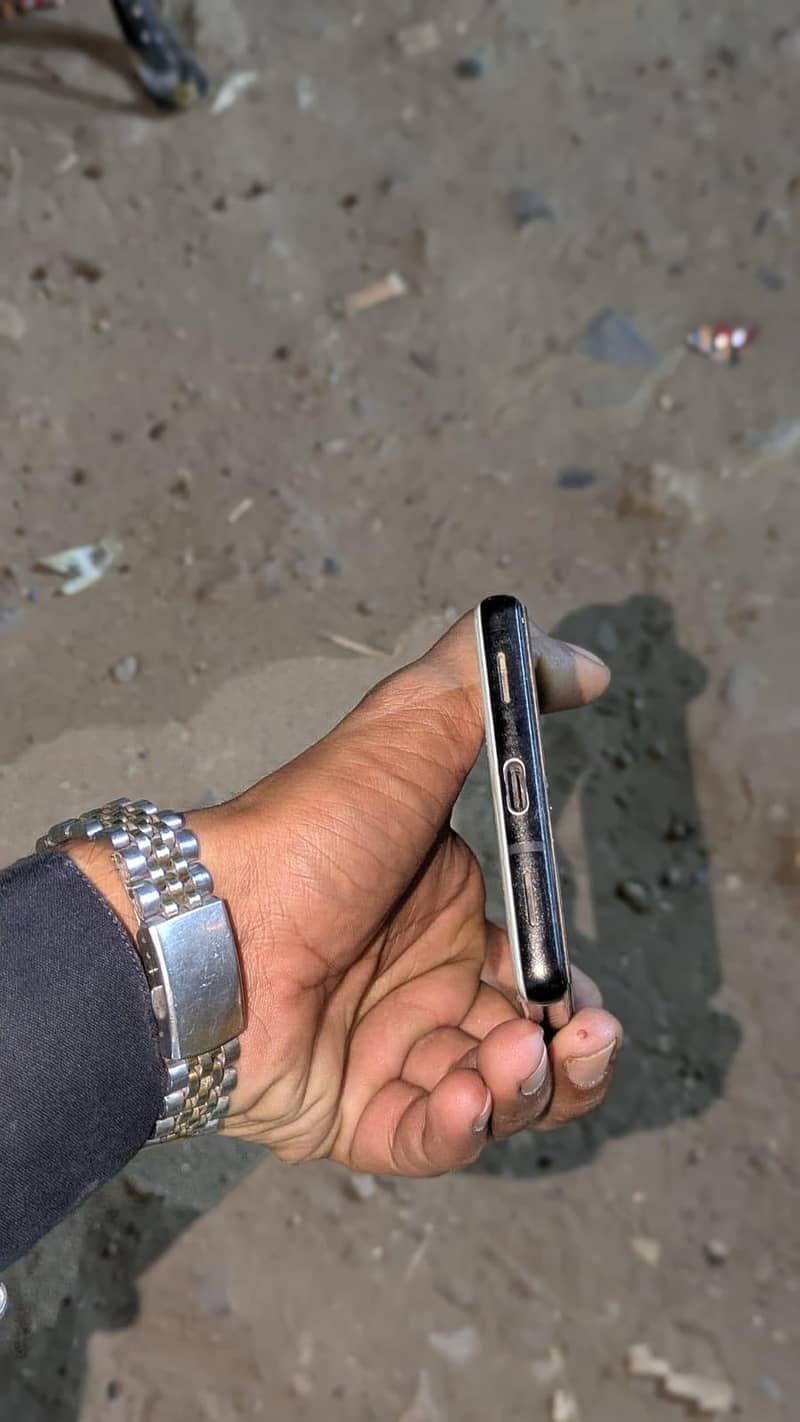 Google Pixel 6a 1