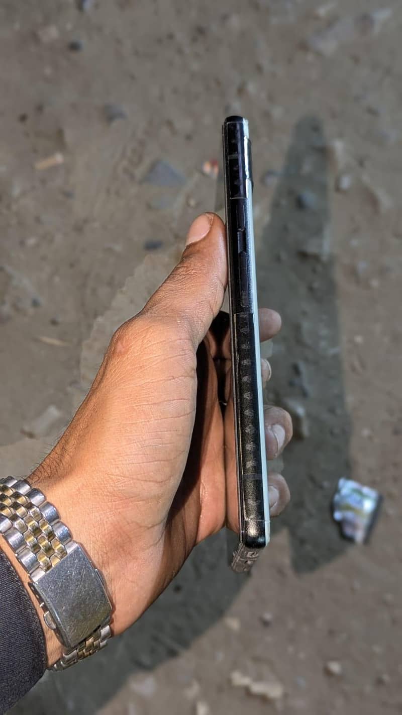 Google Pixel 6a 3