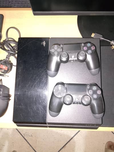 PS4 500gb + 350gb external HDD