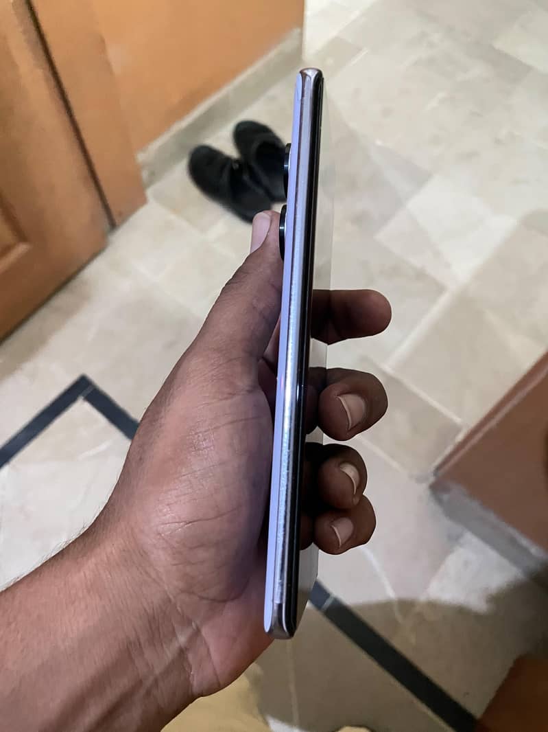 Xiaomi Redmi Note 14 Pro 1