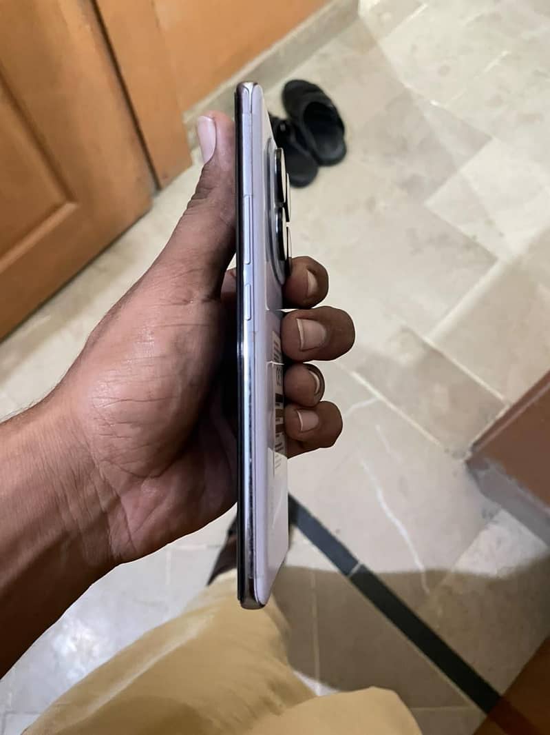 Xiaomi Redmi Note 14 Pro 4