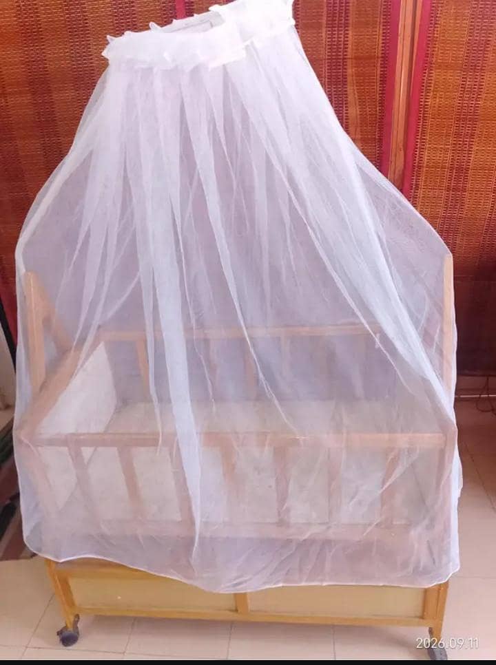 Baby cot 0