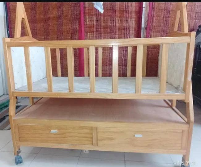 Baby cot 2