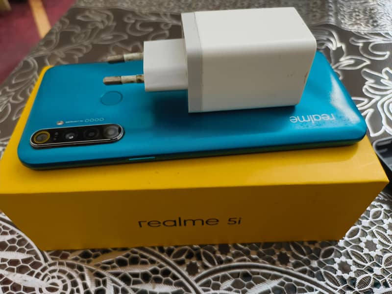 Realme 5i 9