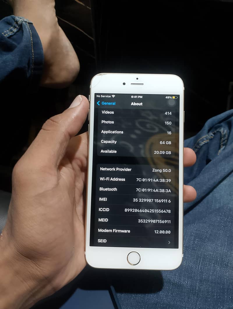 Apple iPhone 6 Plus 3