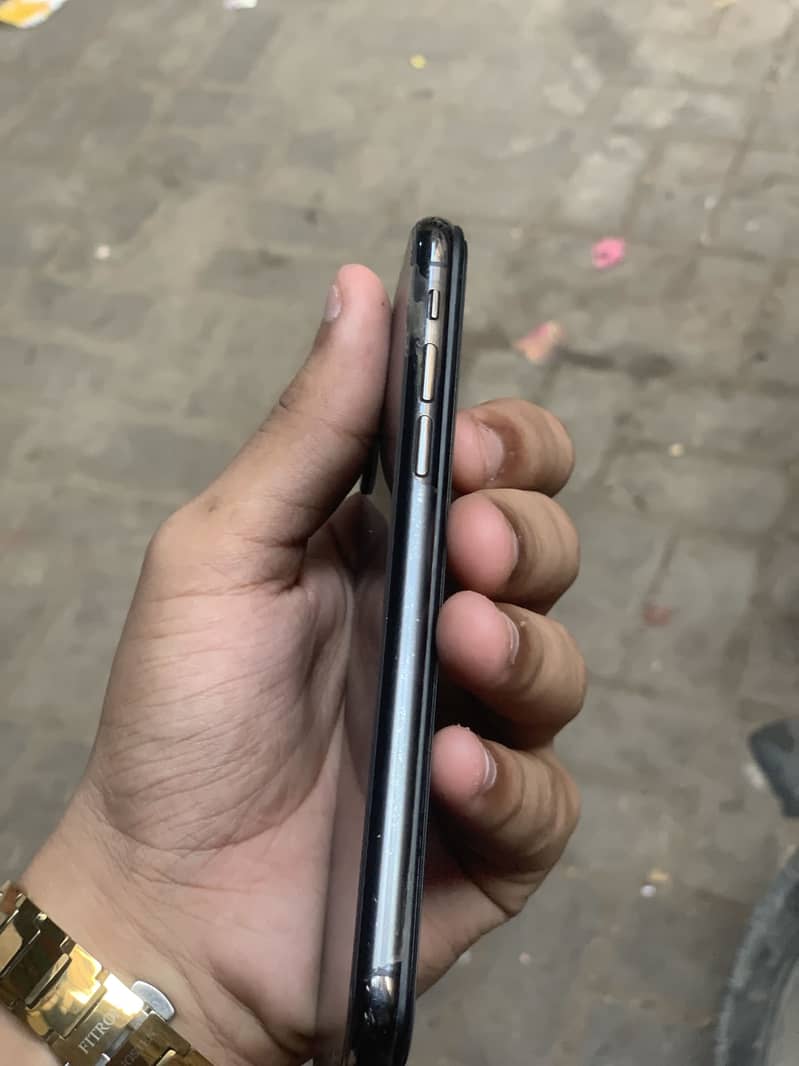 Apple iPhone XS 2