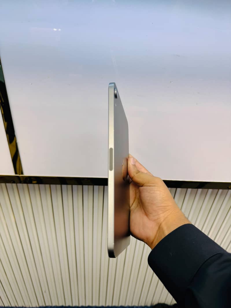 I PAD MINI 6 4