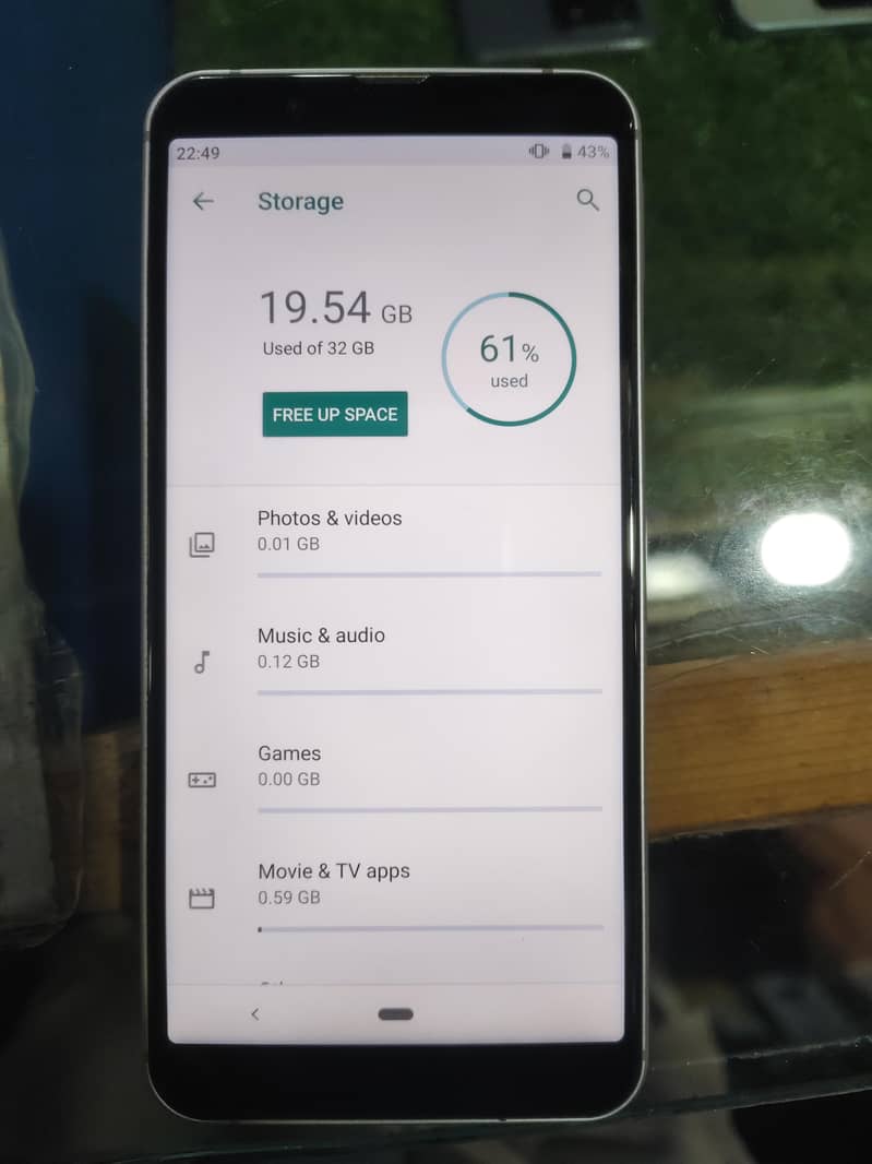 Sharp Aquos Sense3 basic 0