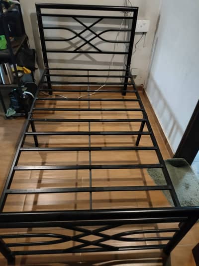 Single Bed Iron