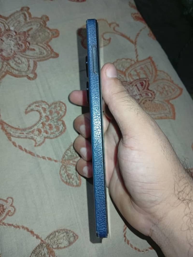 Xiaomi Redmi Note 13 Pro 3