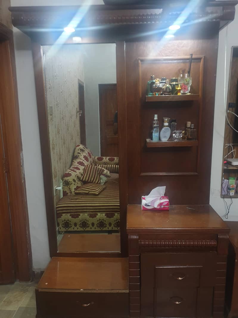 solid wood dressing table with light 0