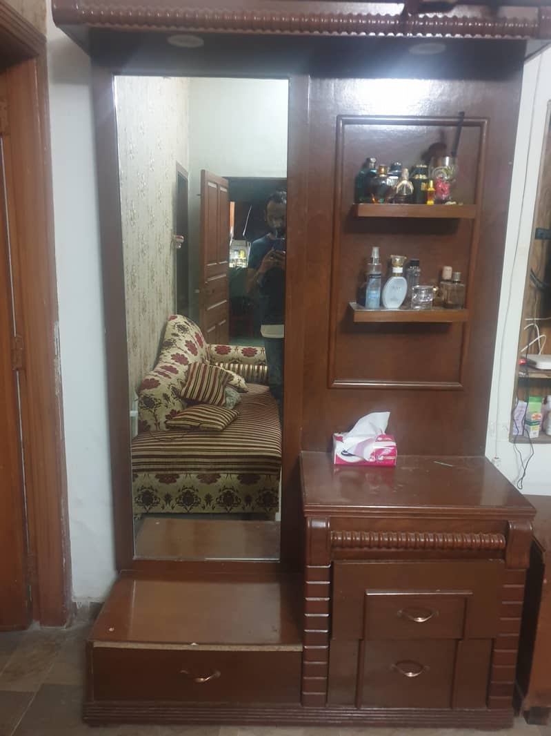 solid wood dressing table with light 1