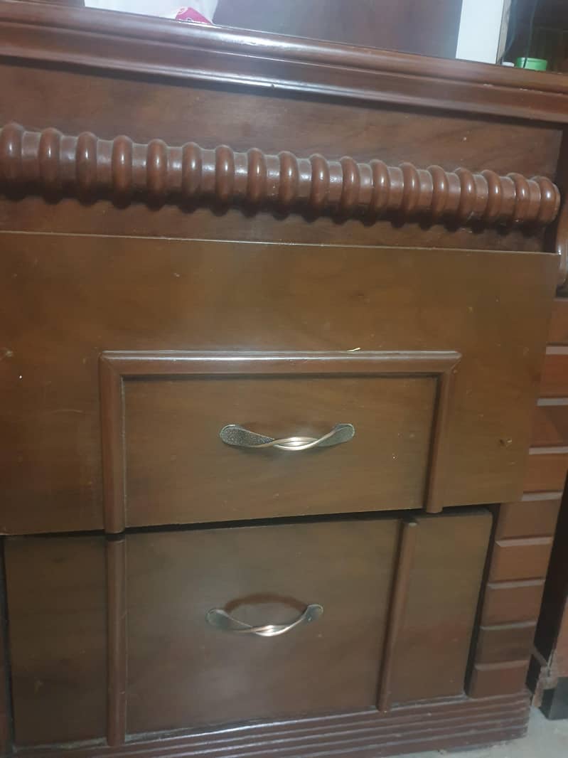 solid wood dressing table with light 3