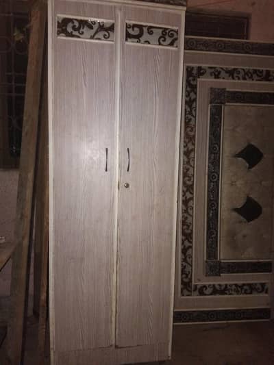 For Sale Almari or Bed 5 k