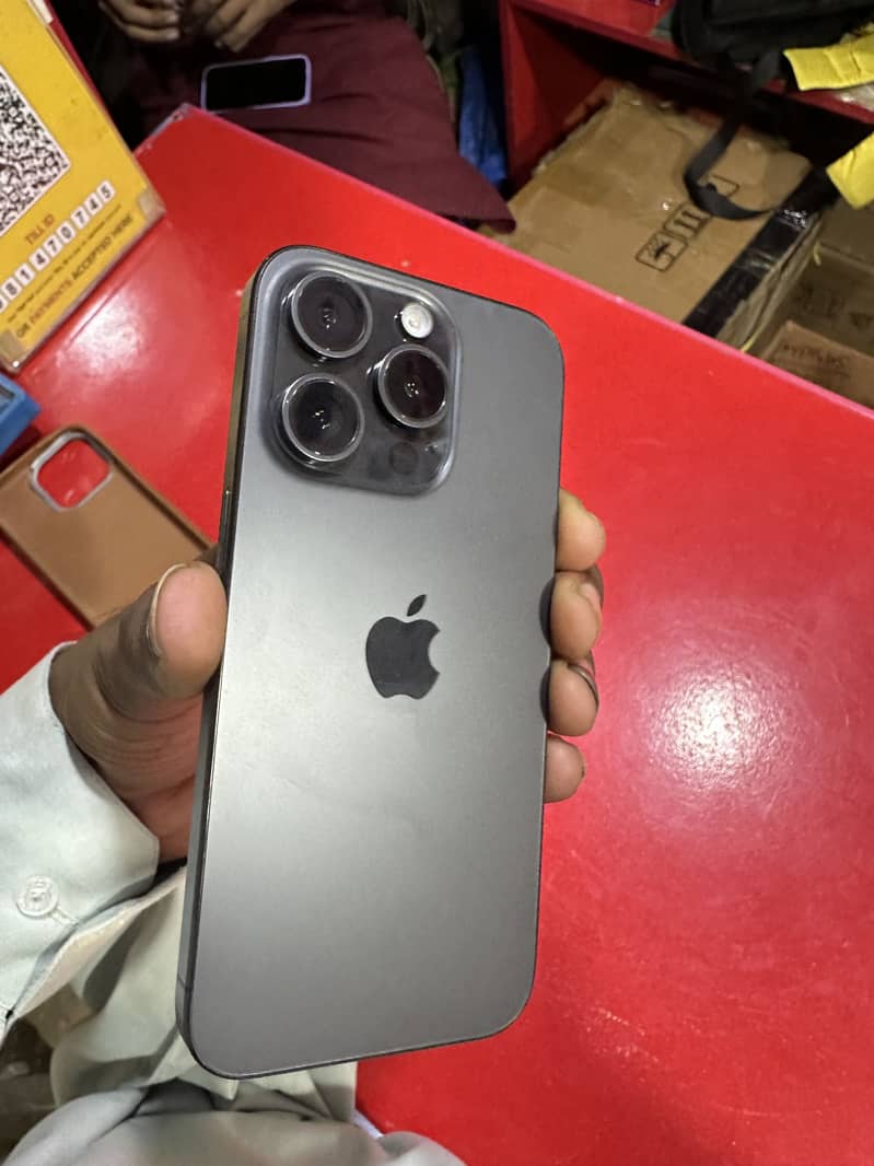 Apple iPhone 15 Pro 7