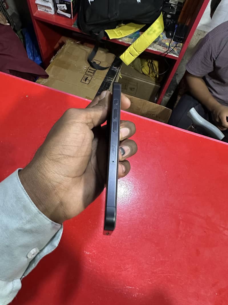 Apple iPhone 15 Pro 10