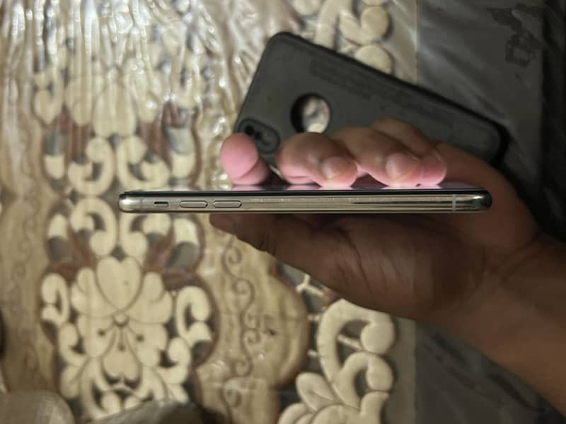 Apple iPhone X 9