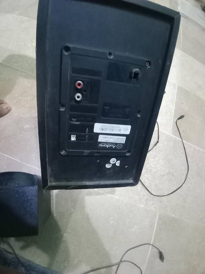 Yeh Audionic ka Mega 10 2