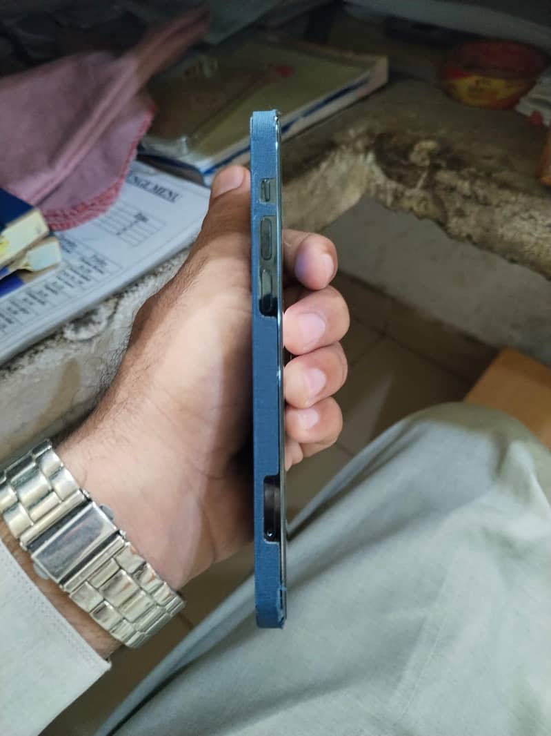 Apple iPhone 12 Pro 2