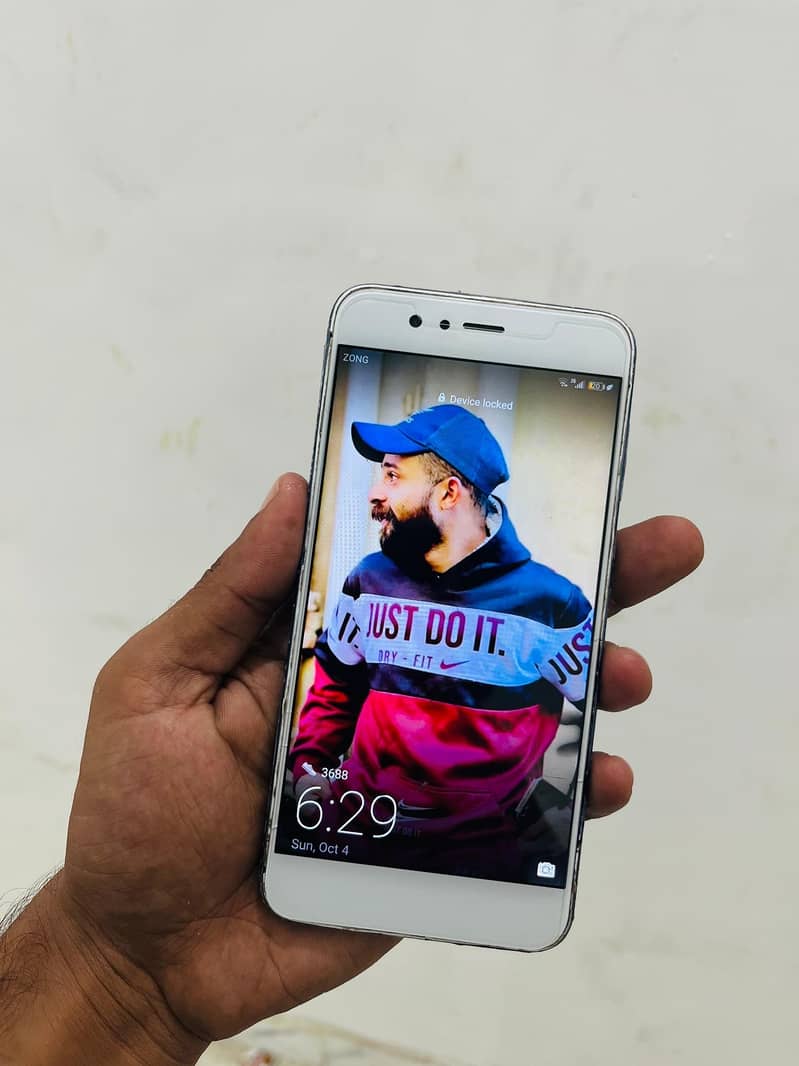 Huawei Nova 2 Plus 3