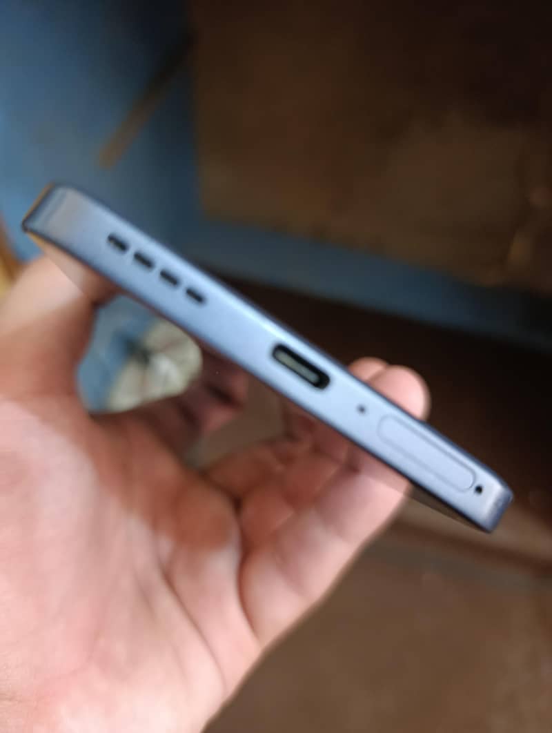 Realme 13 Plus 2