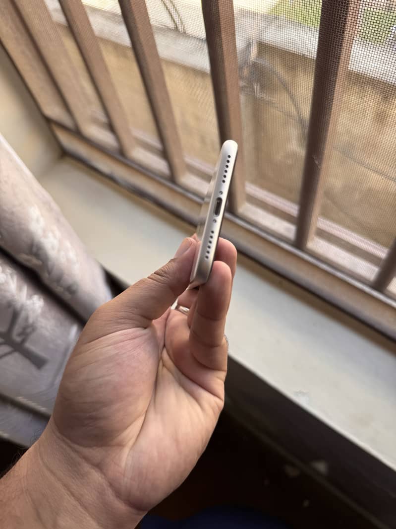 Apple iPhone SE 1