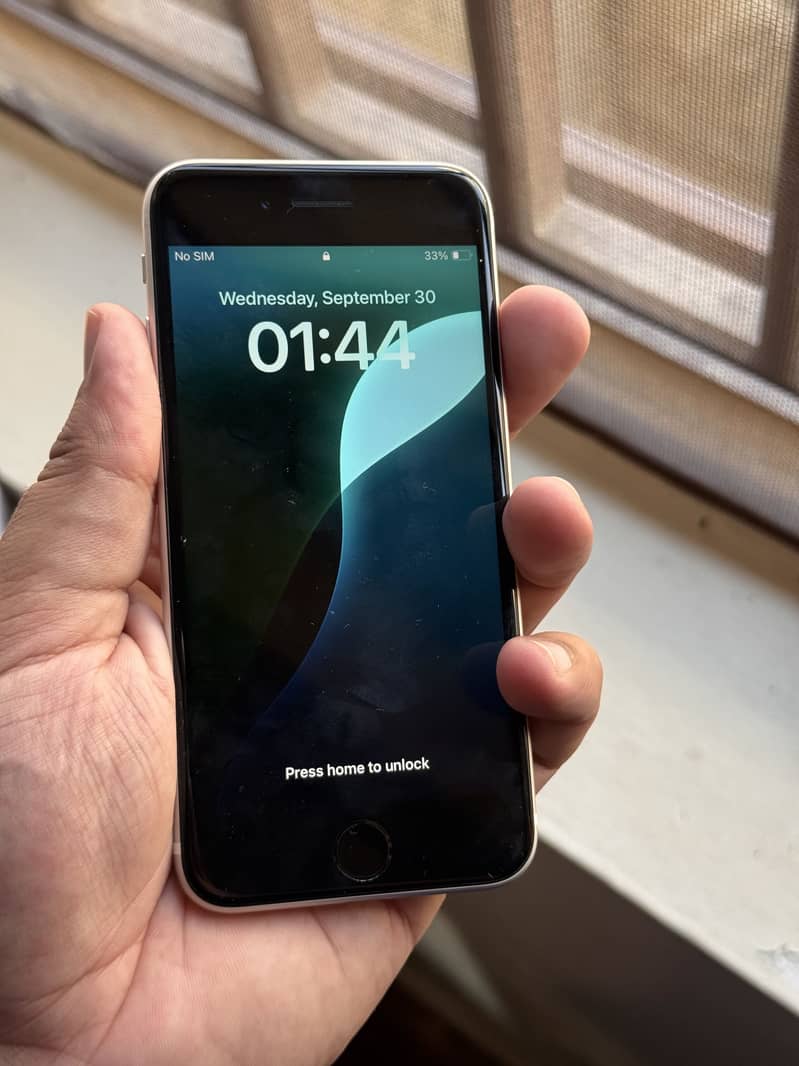 Apple iPhone SE 3