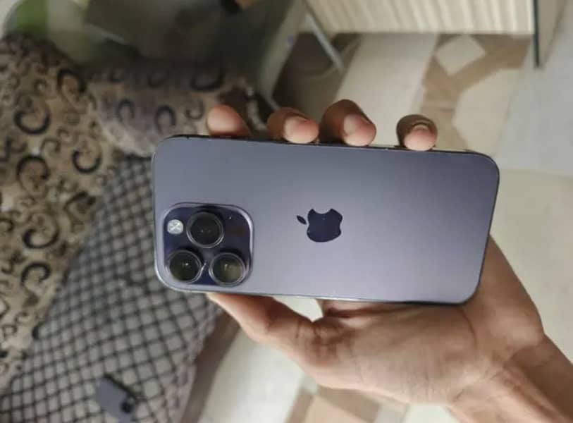 Apple iPhone 14 Pro 2