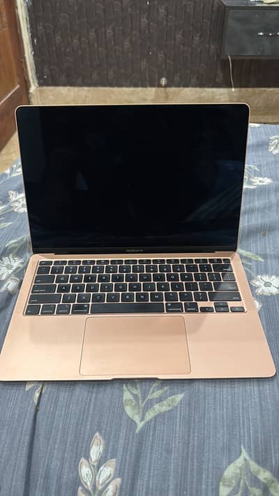 macbook  air 13 inch 2020