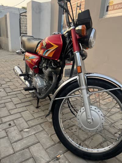 125 2026 original model