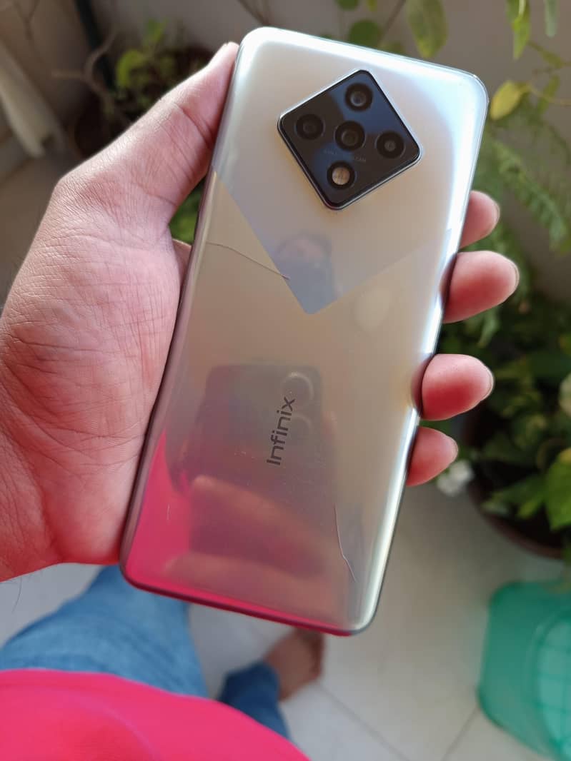 Infinix Zero 8 2