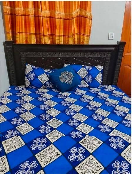 Bed, dressing table, 2 side tables 2