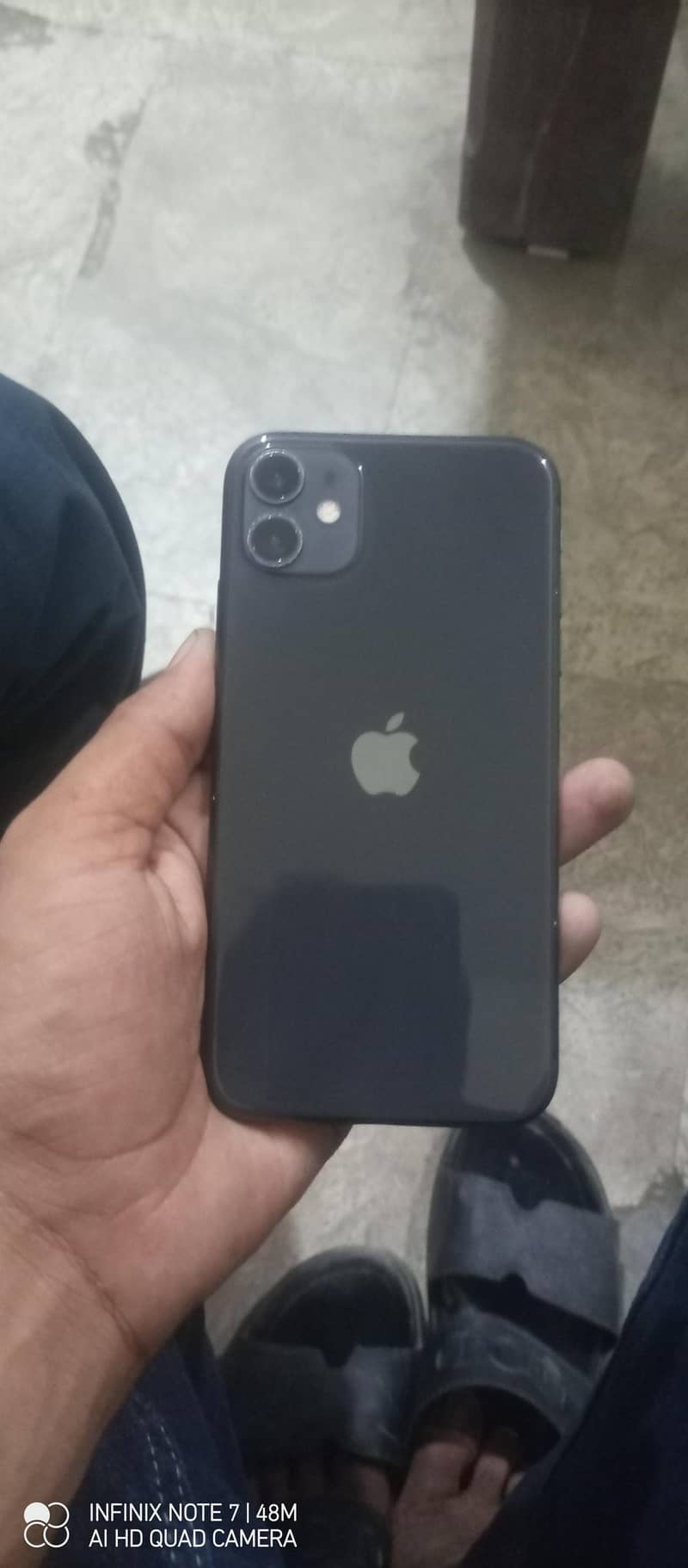Apple iPhone 11 0