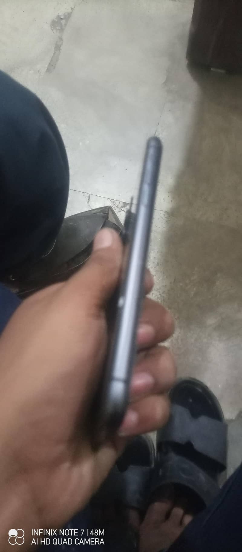Apple iPhone 11 4