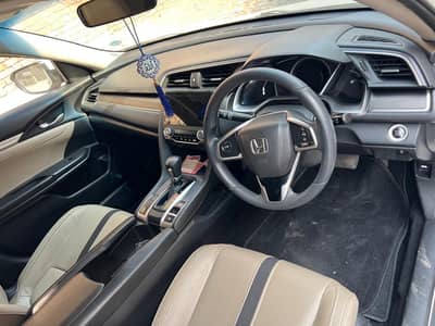 Honda Civic Oriel 1.8 2021