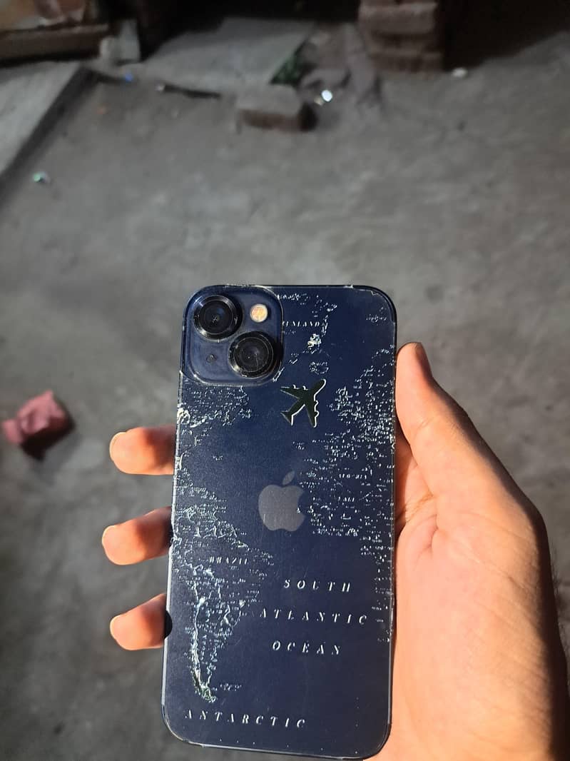 Apple iPhone 13 1