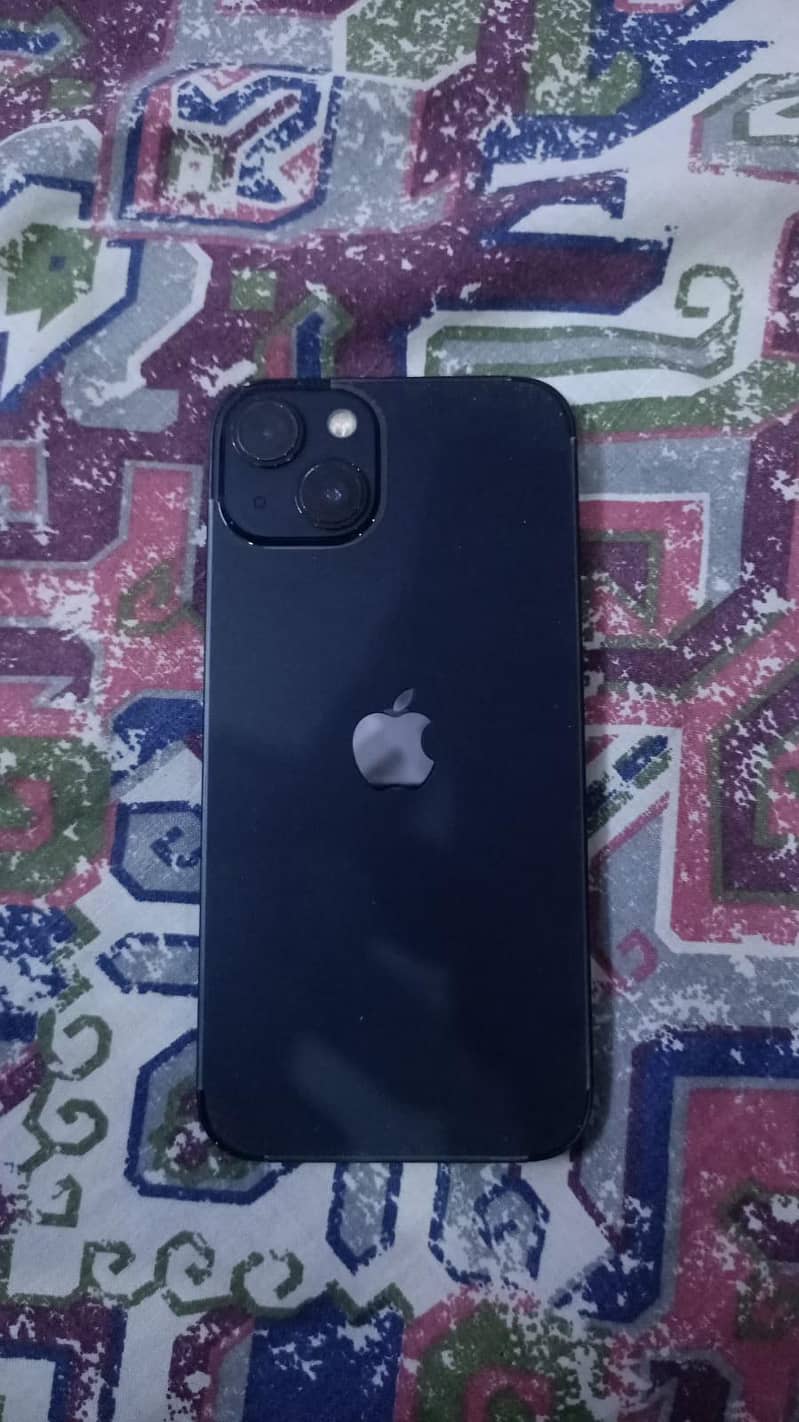 Apple iPhone 13 0