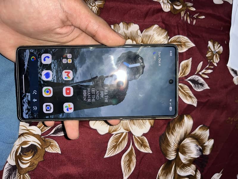 Google Pixel 7 4