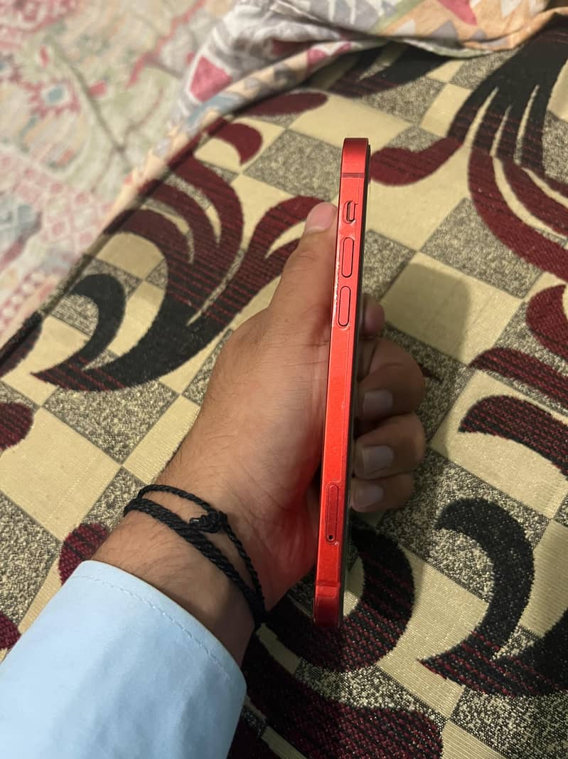 Apple iPhone 12 2