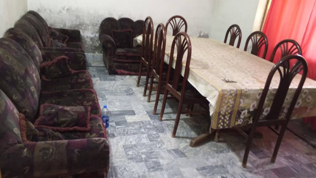 table and chairs 2