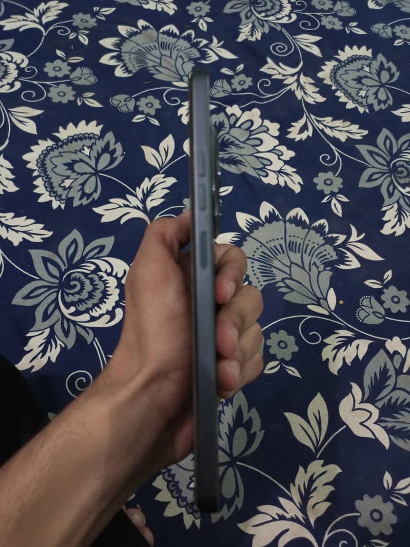 Tecno Spark 30 3