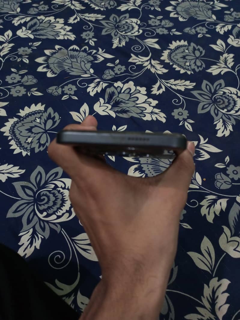 Tecno Spark 30 5