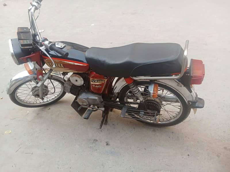 Yamaha 5