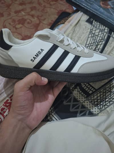Samba sneaker