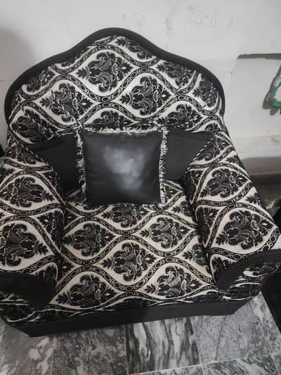 Sofa set 5 seater