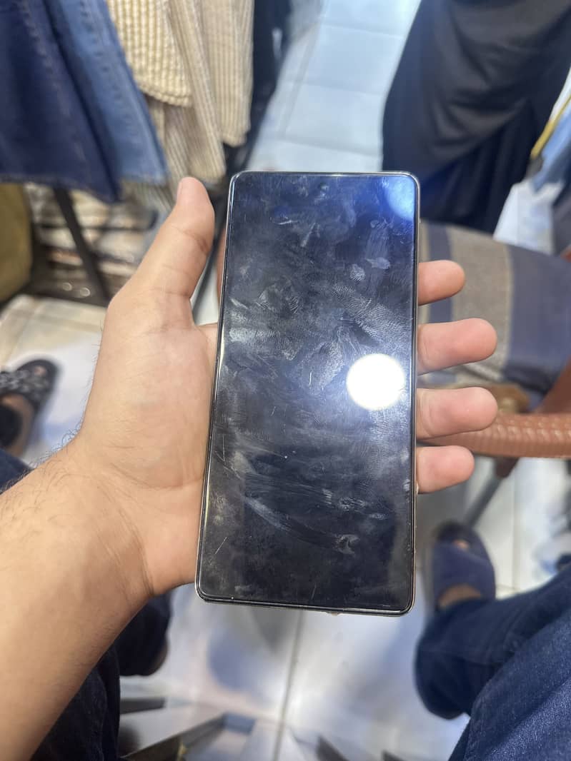 Tecno CAMON 30 0