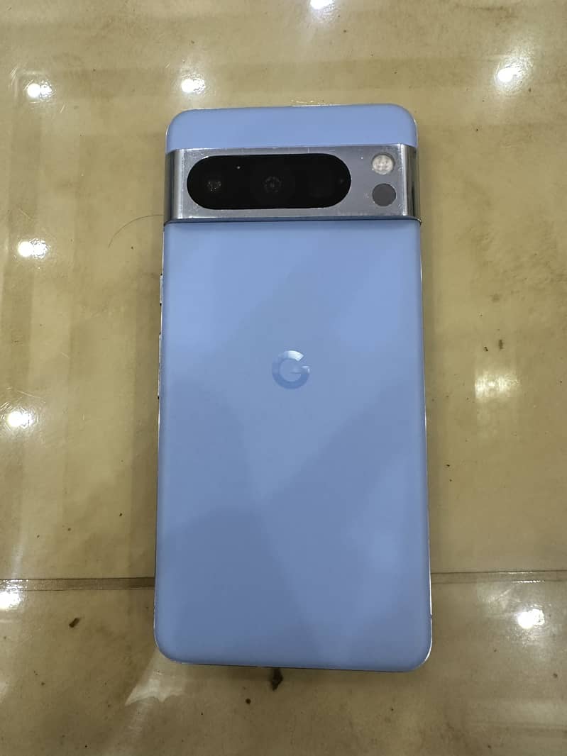Google Pixel 8 Pro 2