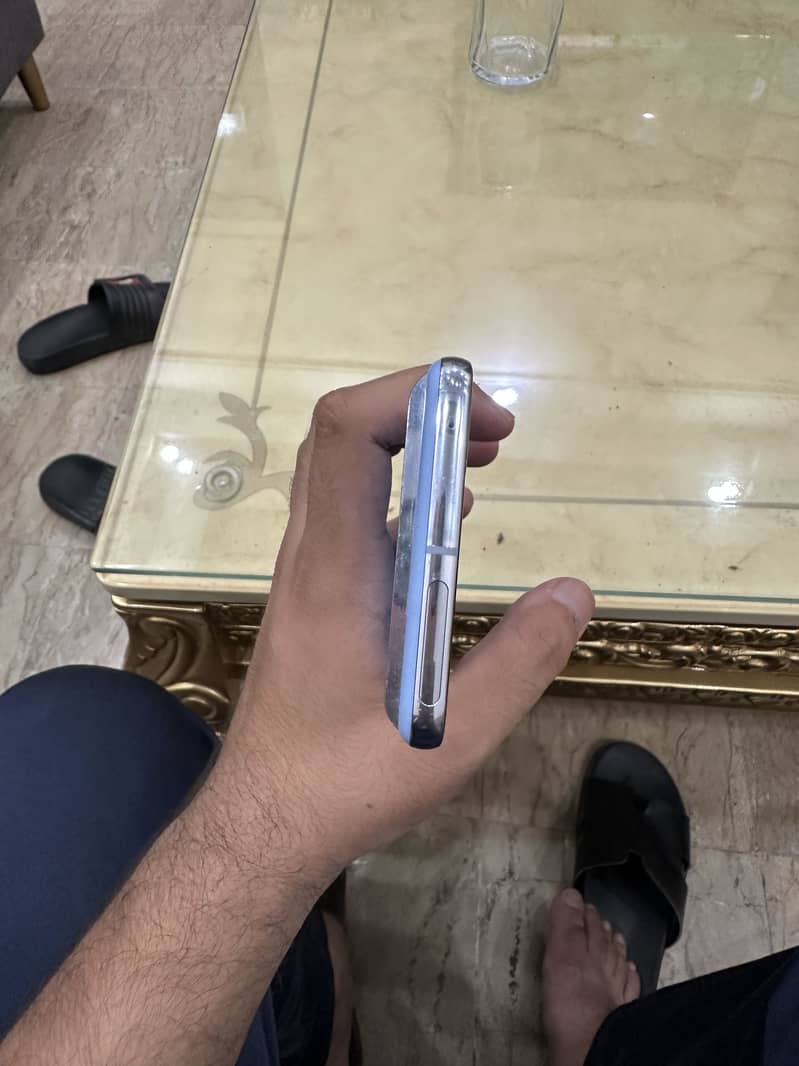Google Pixel 8 Pro 4