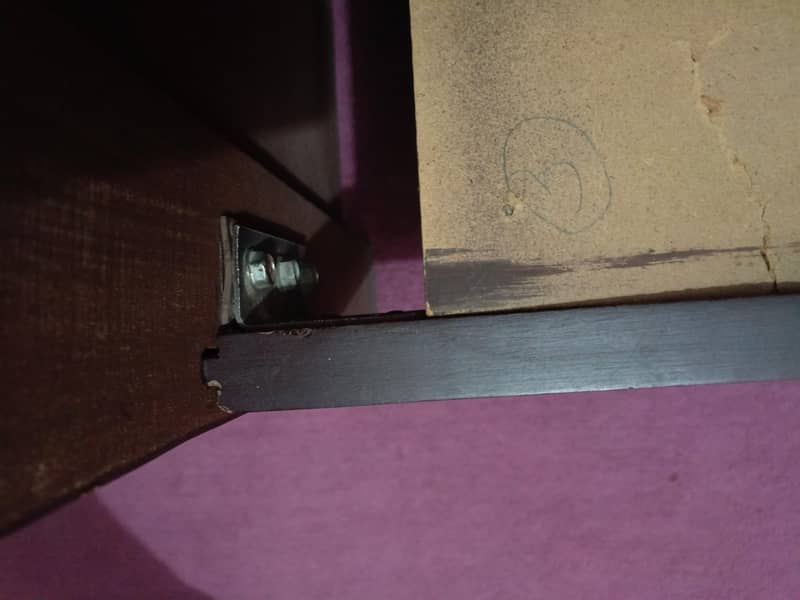 2 Single Beds Without Mattress Set 2