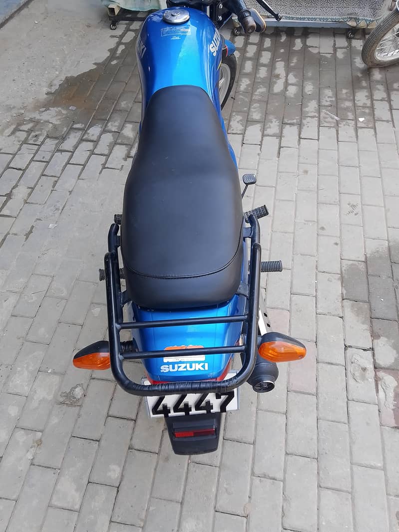 suzuki 110s 9